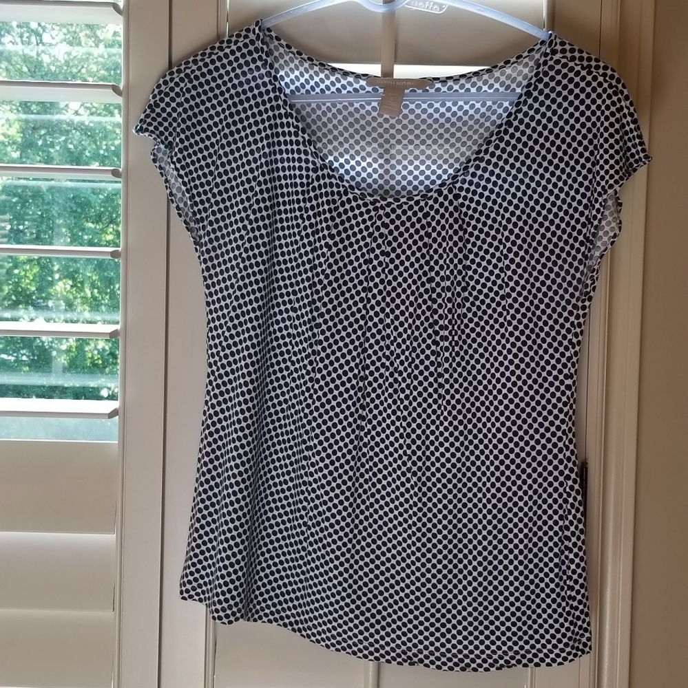 Navy blue polka dot tshirt